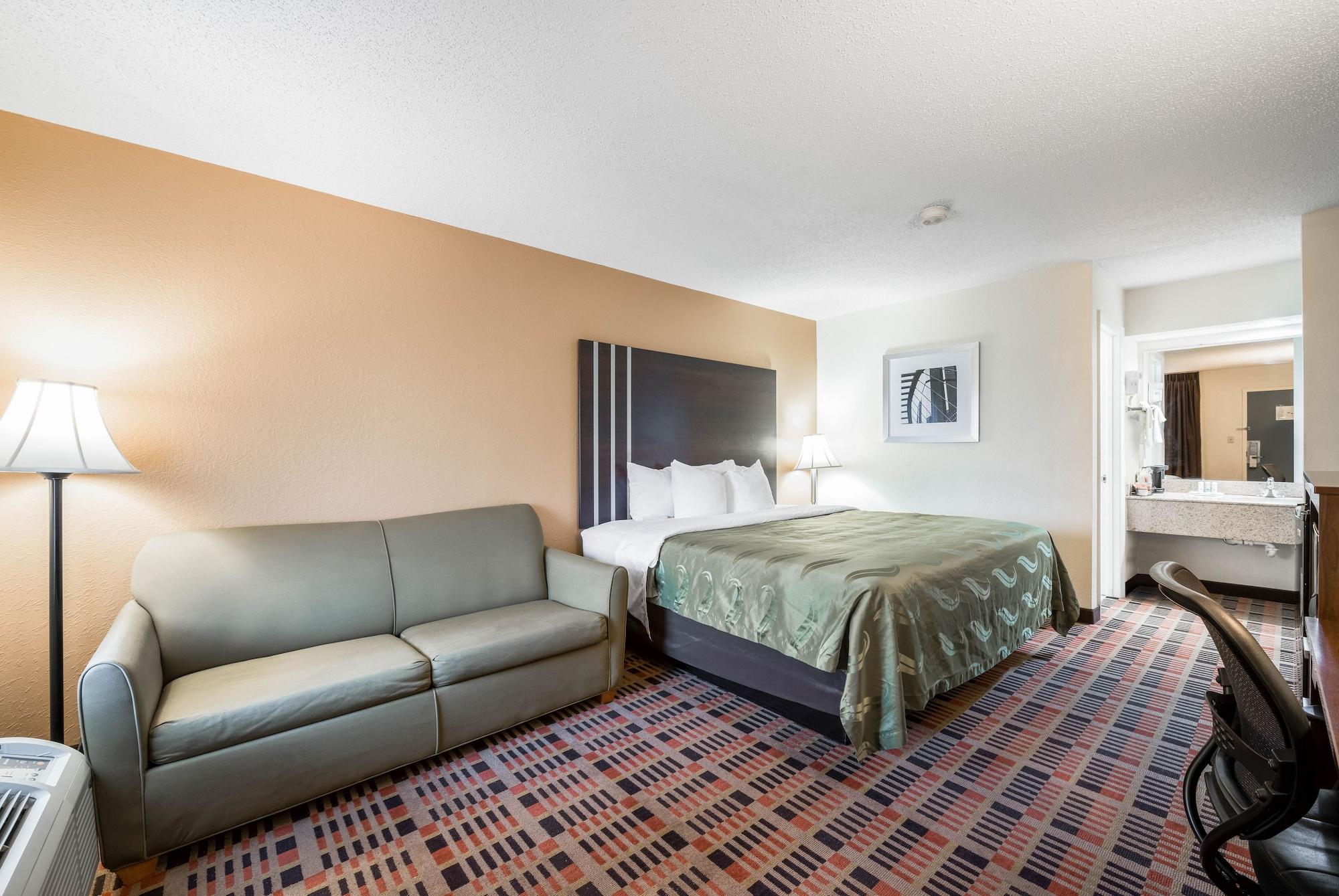 Quality Inn Downtown Джонсон Сити Экстерьер фото
