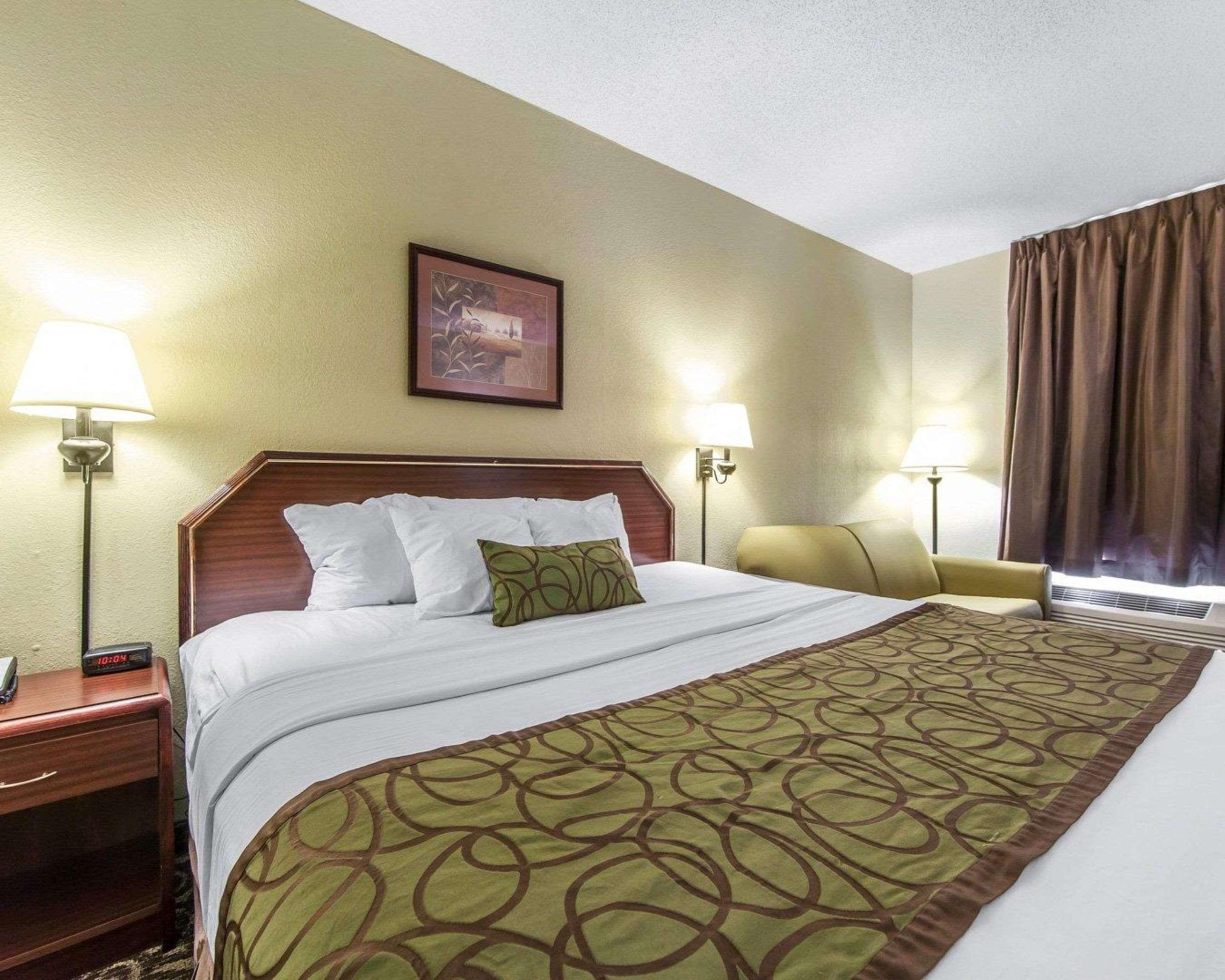 Quality Inn Downtown Джонсон Сити Экстерьер фото